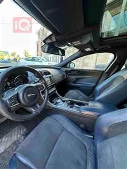 جاكوار XE
